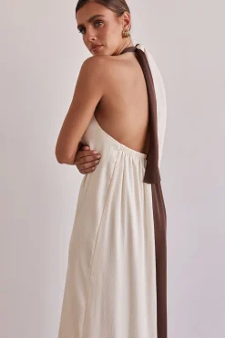 Amber Maxi Dress (Chocolate)