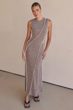 Amira Maxi Dress (Chocolate)