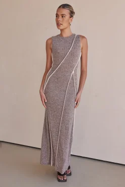 Amira Maxi Dress (Chocolate)