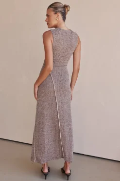 Amira Maxi Dress (Chocolate)