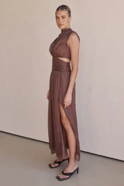 Eliana Maxi Dress (Chocolate)