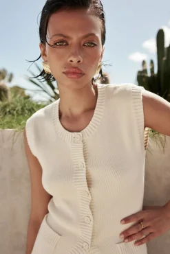 The Beverly Knit Vest (Cream)